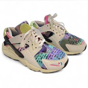 Nike Women's Air Huarache SE 'Pixel' US 7.5